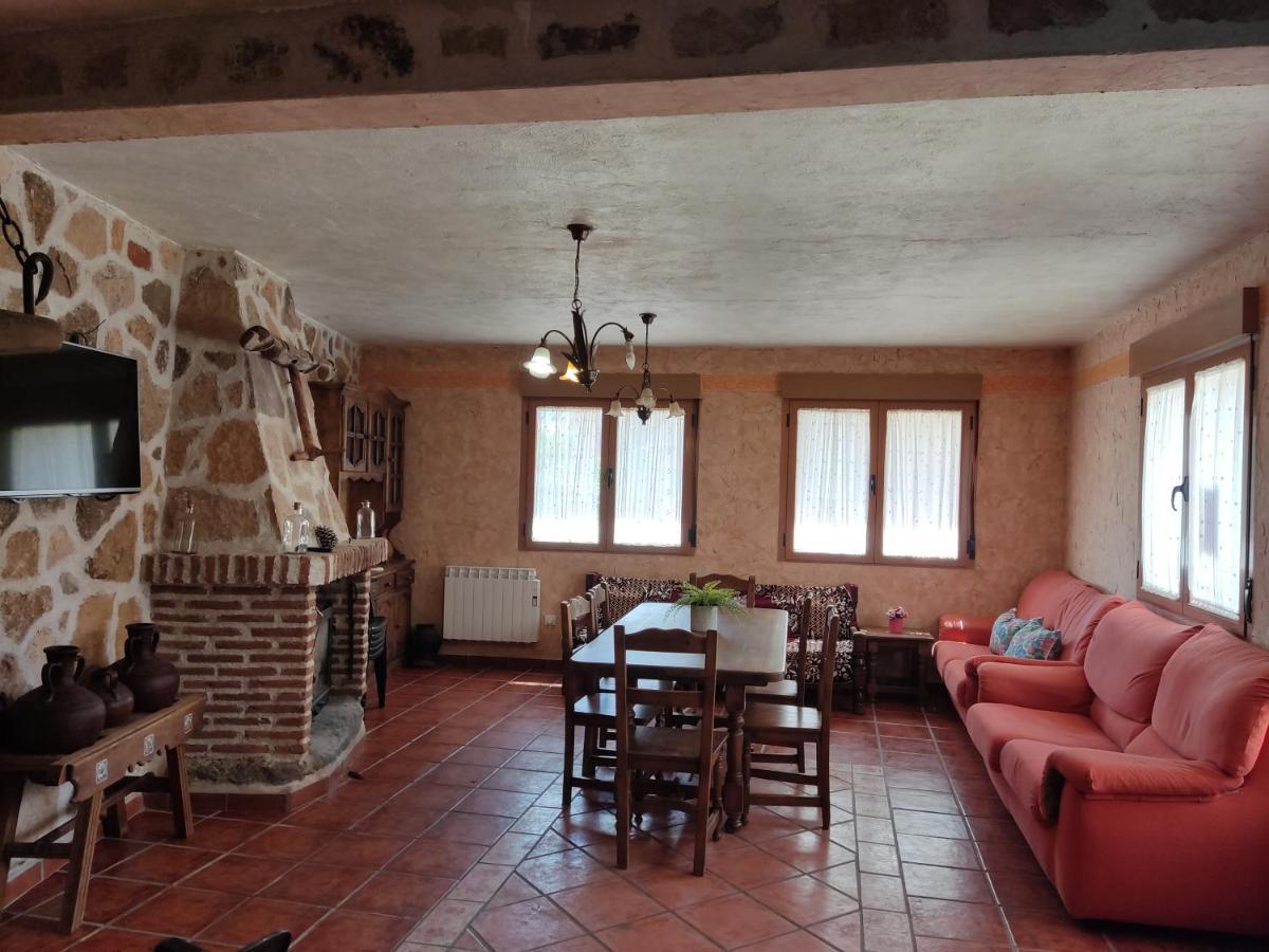 Casa Rural El Pajar Navaluenga Exteriér fotografie