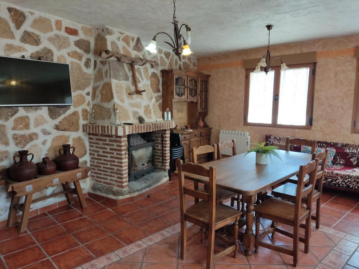 Casa Rural El Pajar Navaluenga Exteriér fotografie