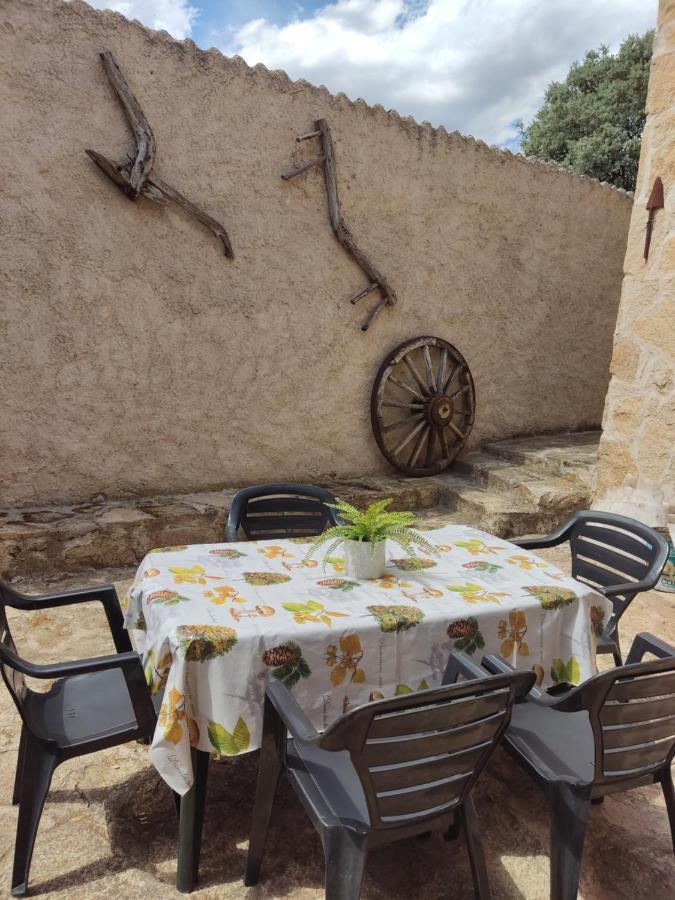 Casa Rural El Pajar Navaluenga Exteriér fotografie